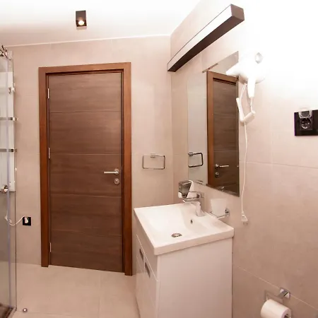 Zoned Ii - Njegomir Kopaonik